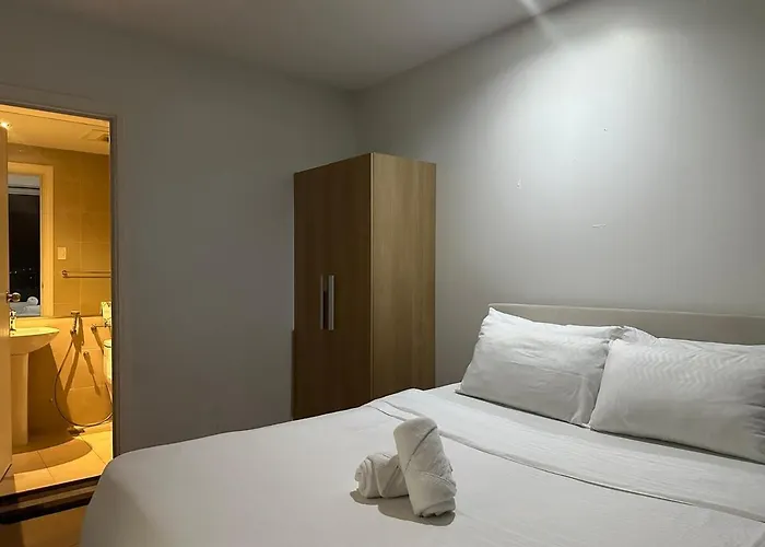 Minimalist 1 Bedroom Sunset View In Gramercy Apartment Manila