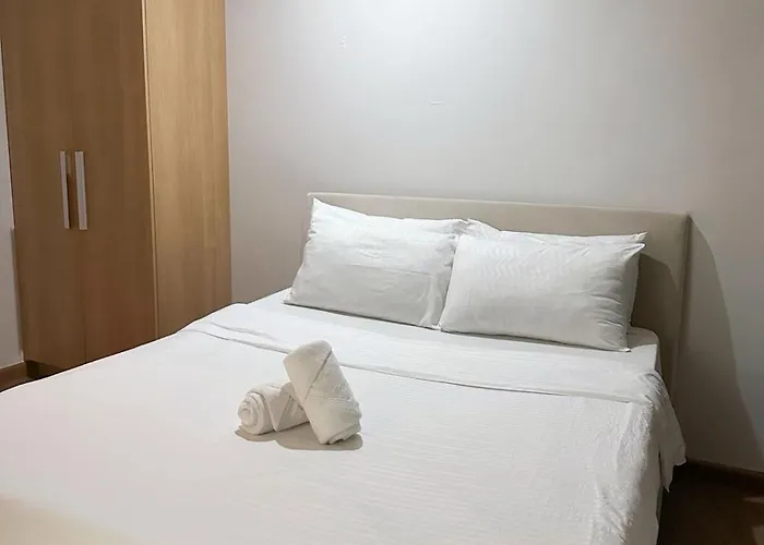Minimalist 1 Bedroom Sunset View In Gramercy
